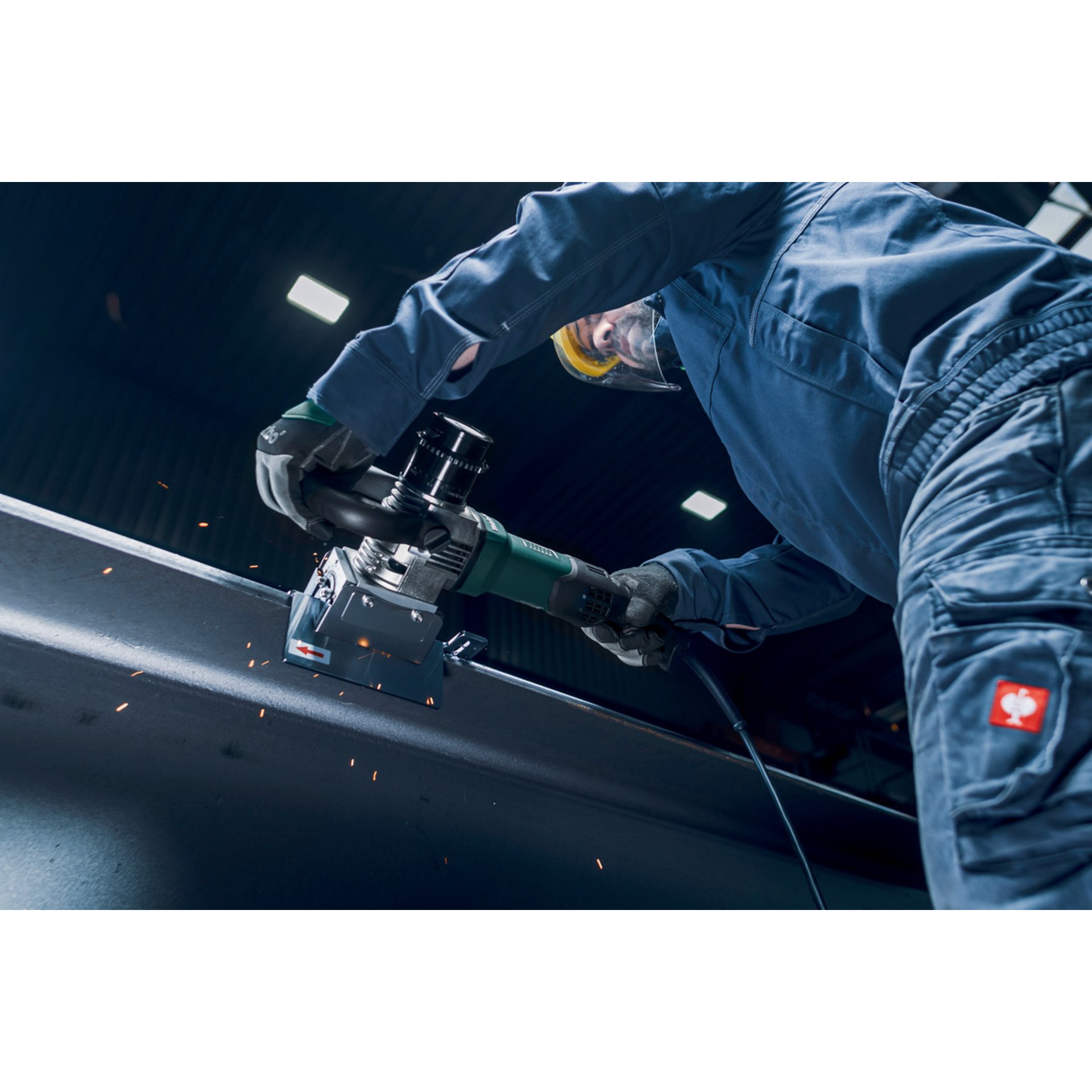 Person, Arbeiter, Kleidung, Handschuh, Metallbearbeitung