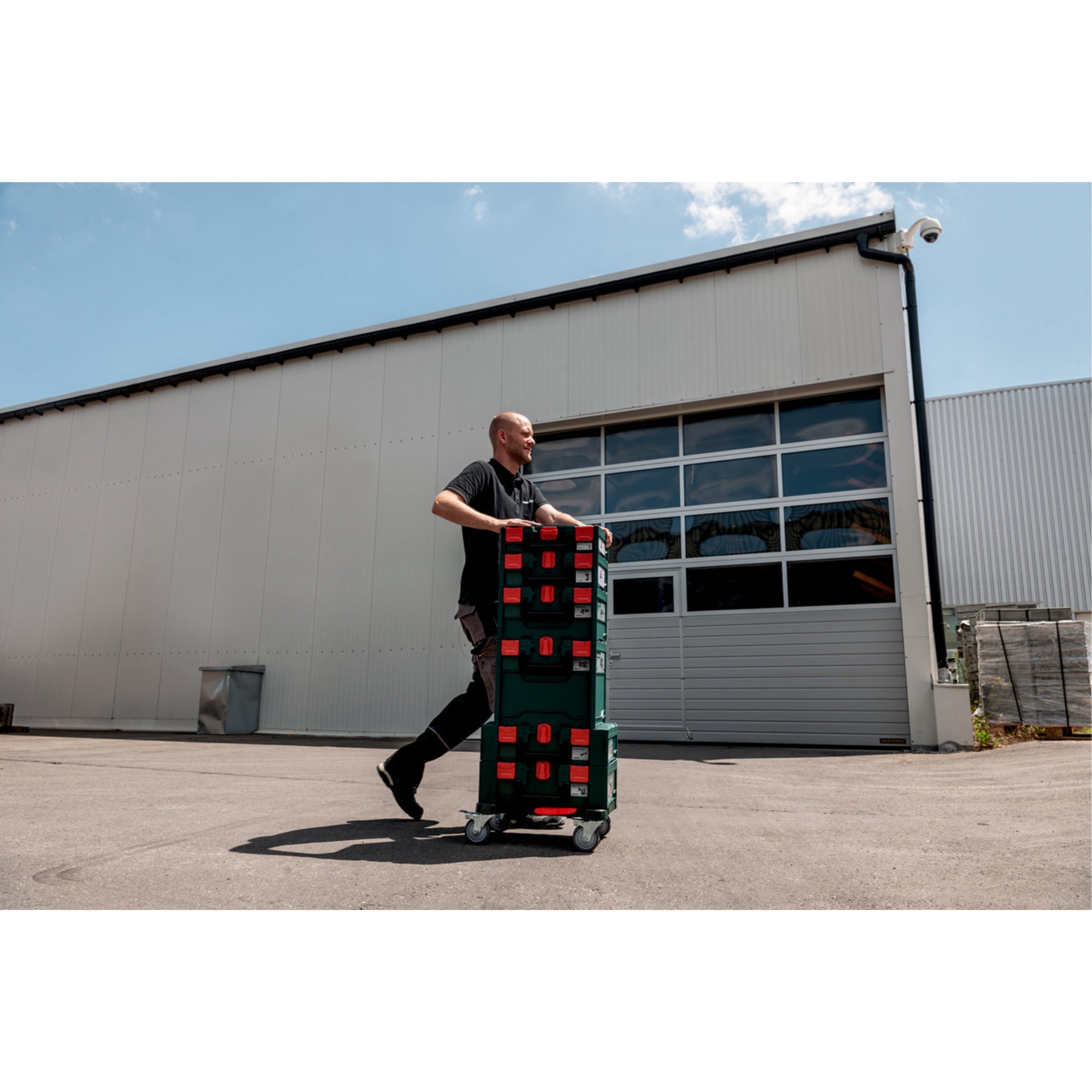 Person, Drängen, E-Scooter, Erwachsener, Mann