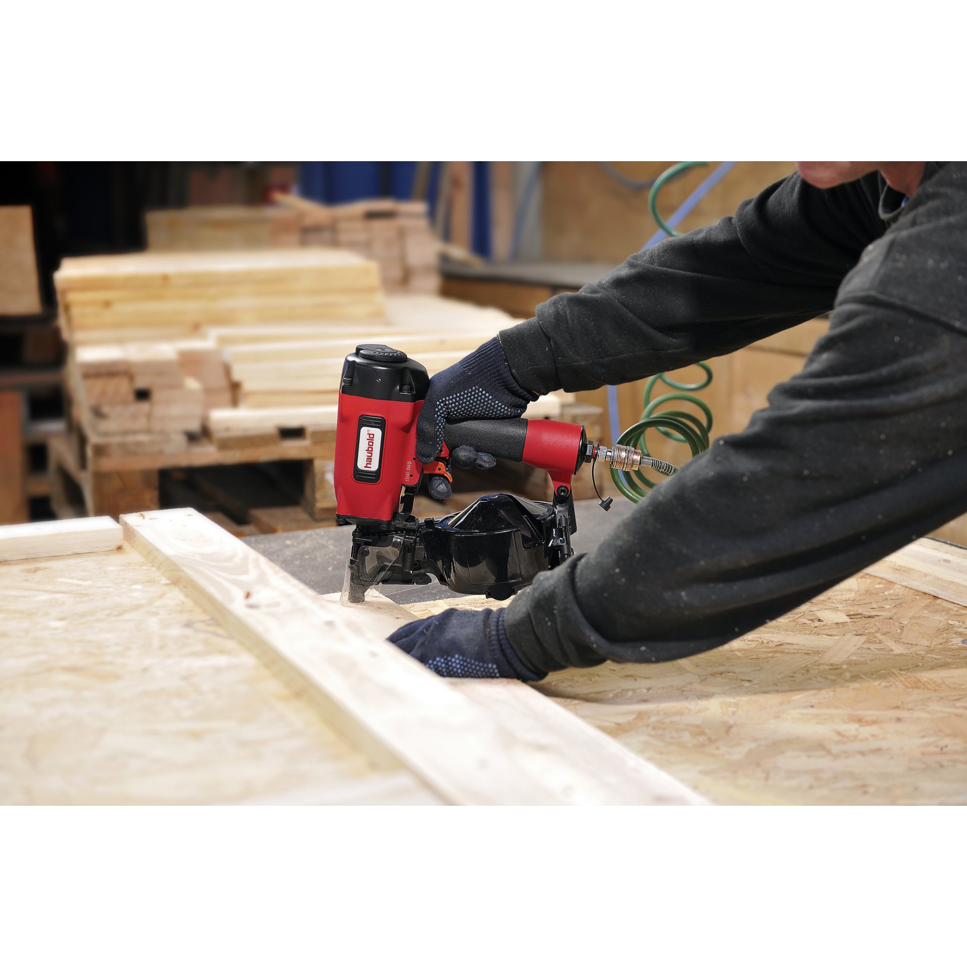 Bekleidung, Handschuh, Elektrische Bohrmaschine, Holzbearbeitung, Innenarchitektur