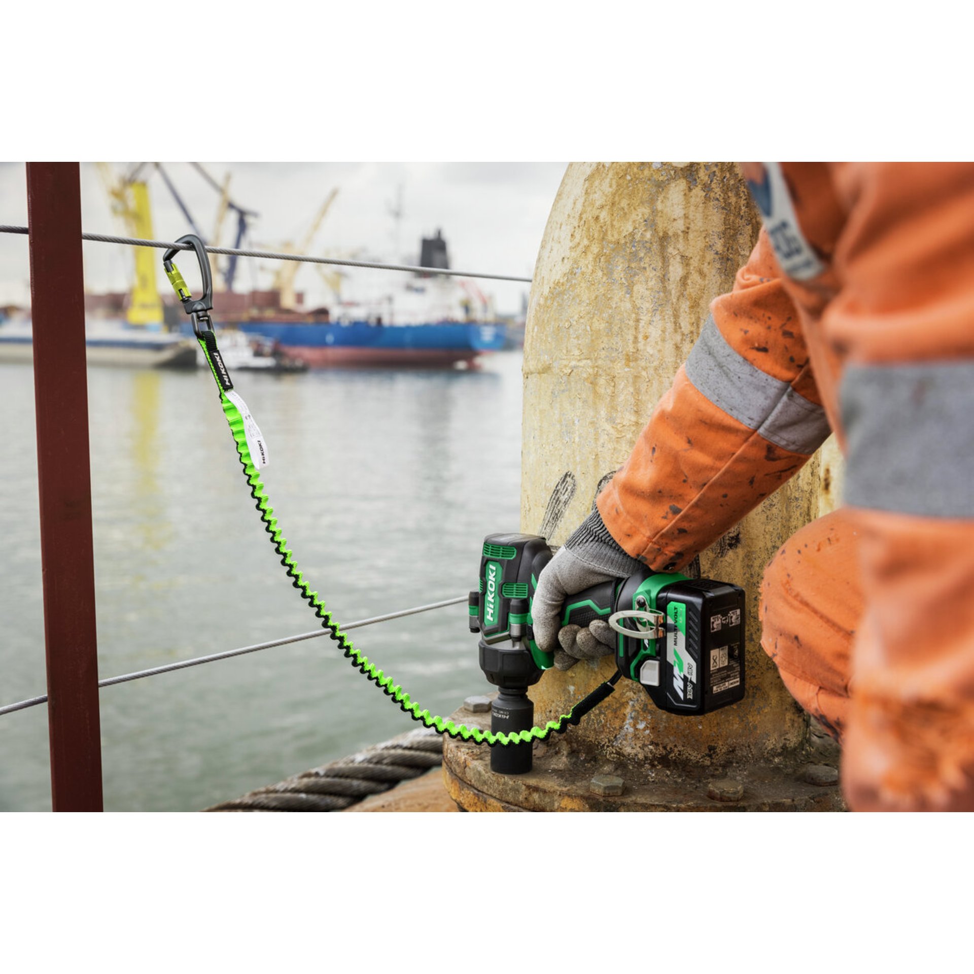 Person, Arbeiter, Elektrische Bohrmaschine, Werkzeug, Handschuh