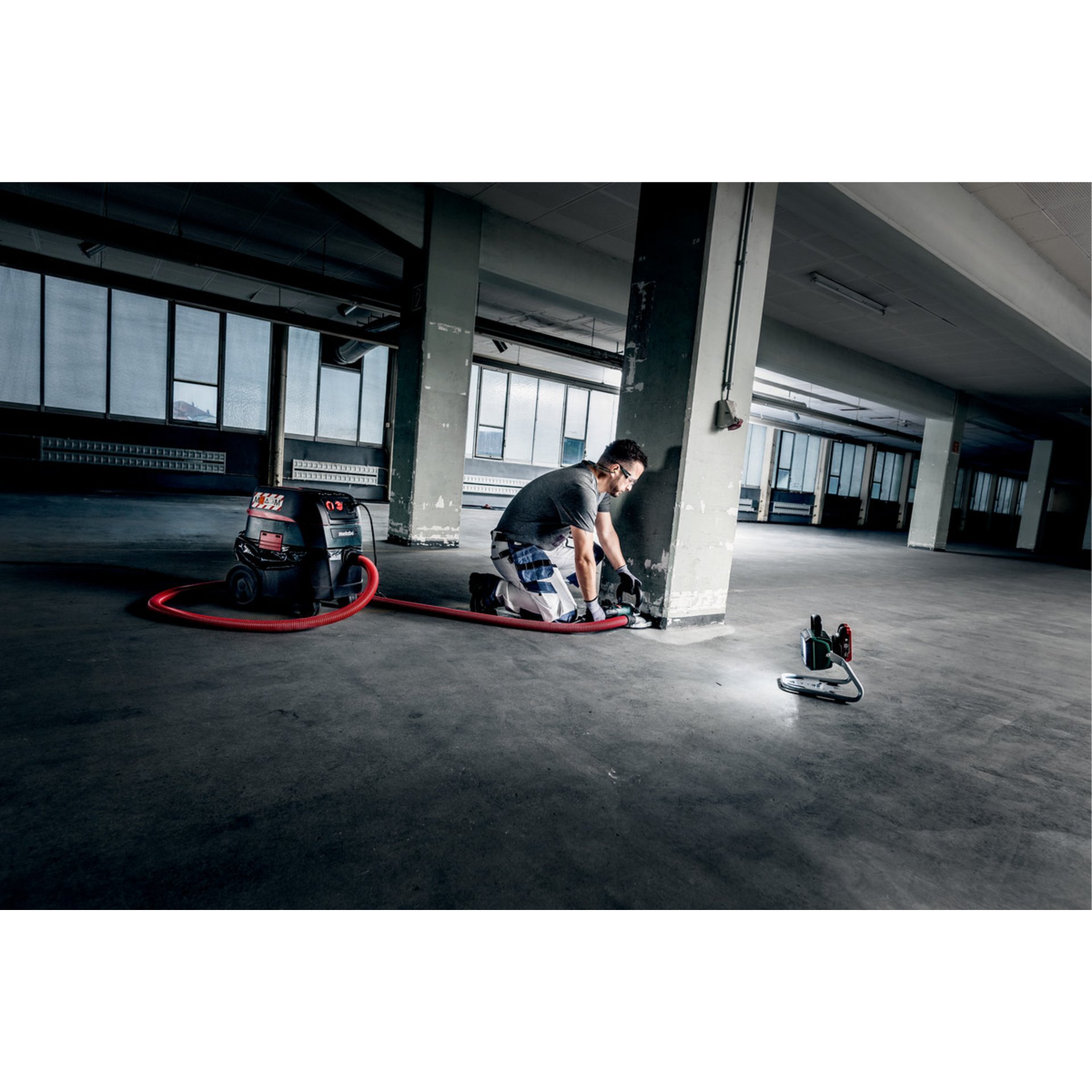 Erwachsener, Männlich, Mann, Person, Fußboden