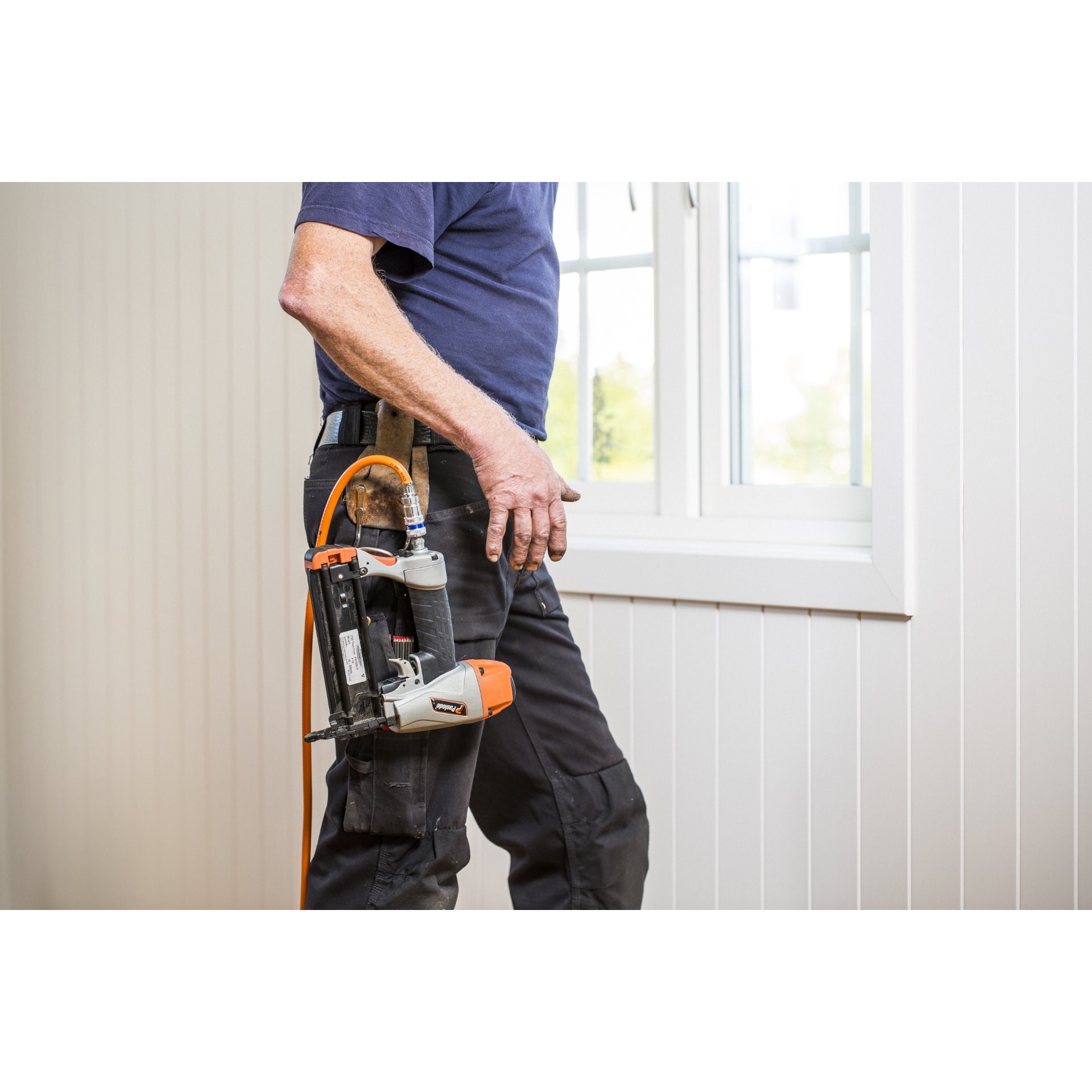 Drinnen, Innenarchitektur, Kleidung, Hosen