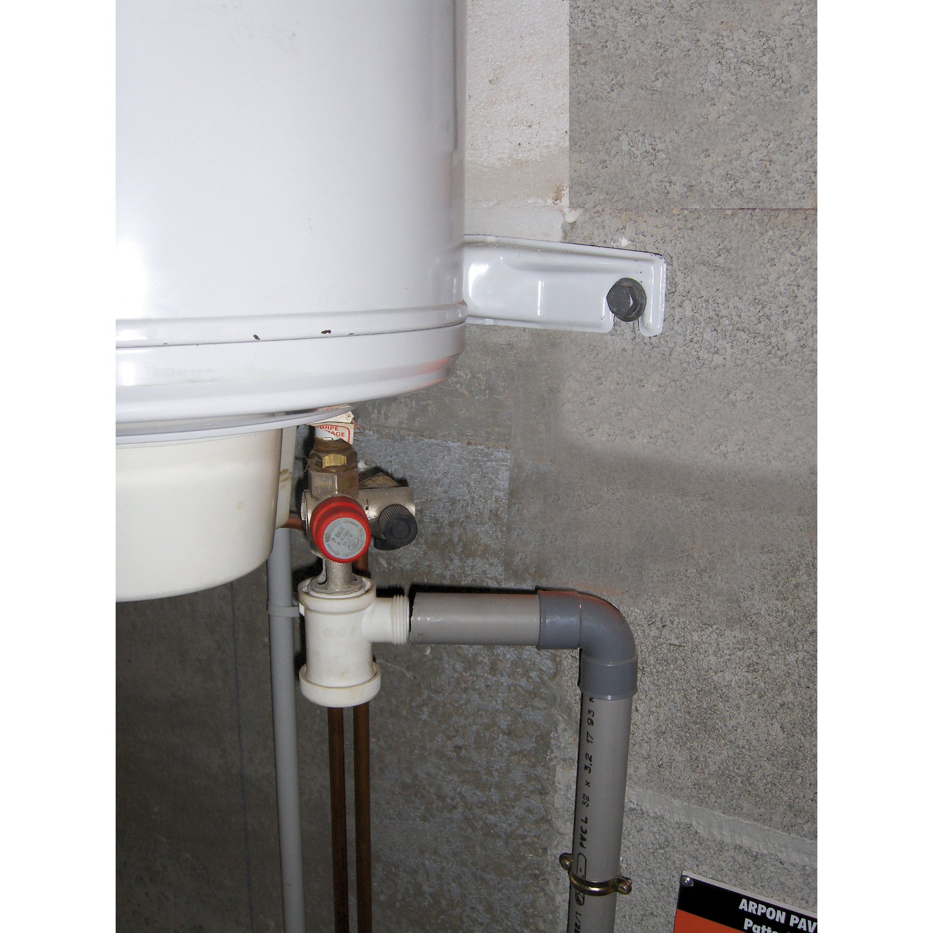 Person, Klempnerarbeiten