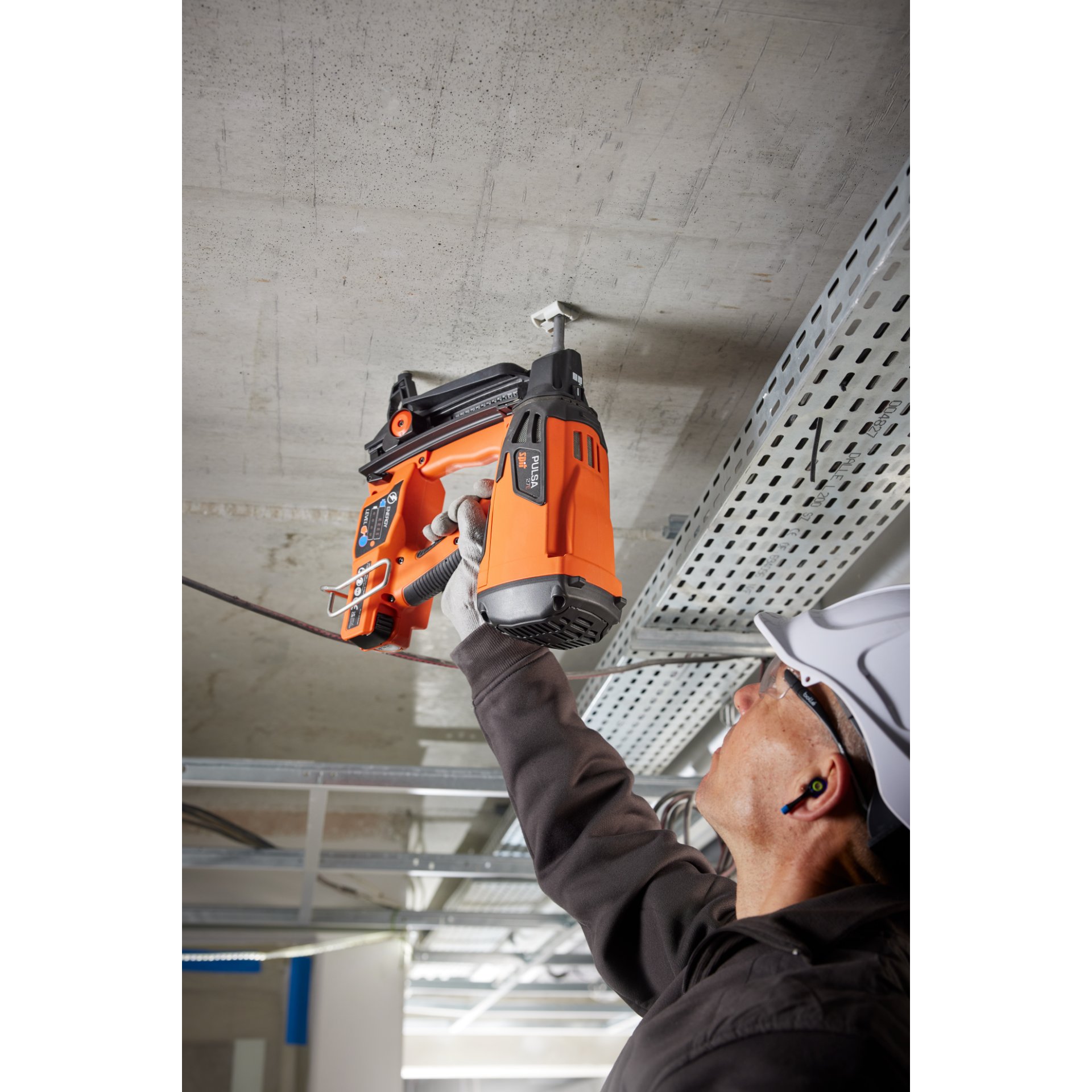 Person, Arbeiter, Gerät, Elektrische Bohrmaschine, Werkzeug