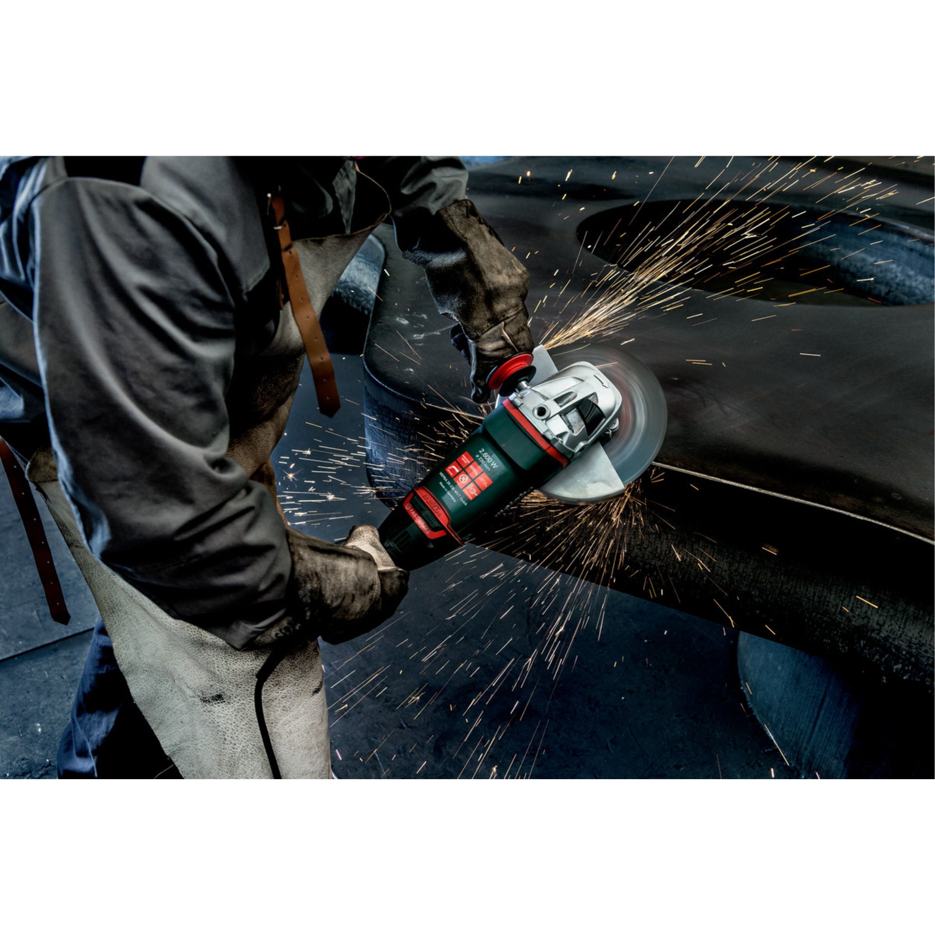 Gerät, Elektrische Bohrmaschine, Werkzeug, Metallbearbeitung, Person