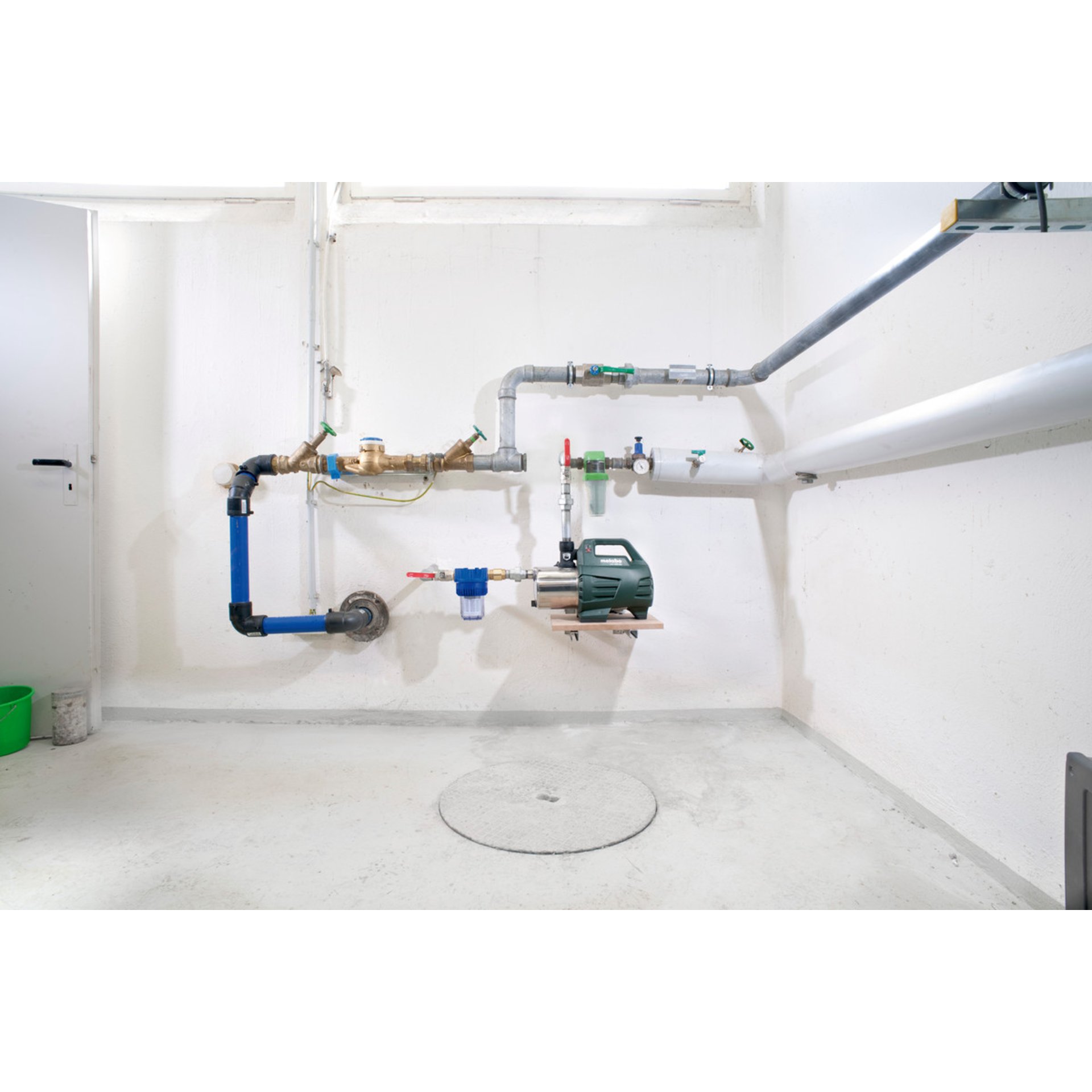 Person, Klempnerarbeiten