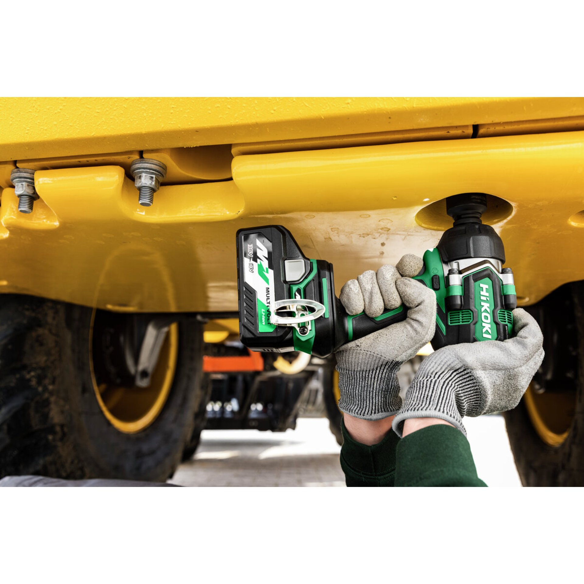 Bekleidung, Handschuh, Leichtmetallfelge, Rad, Elektrische Bohrmaschine