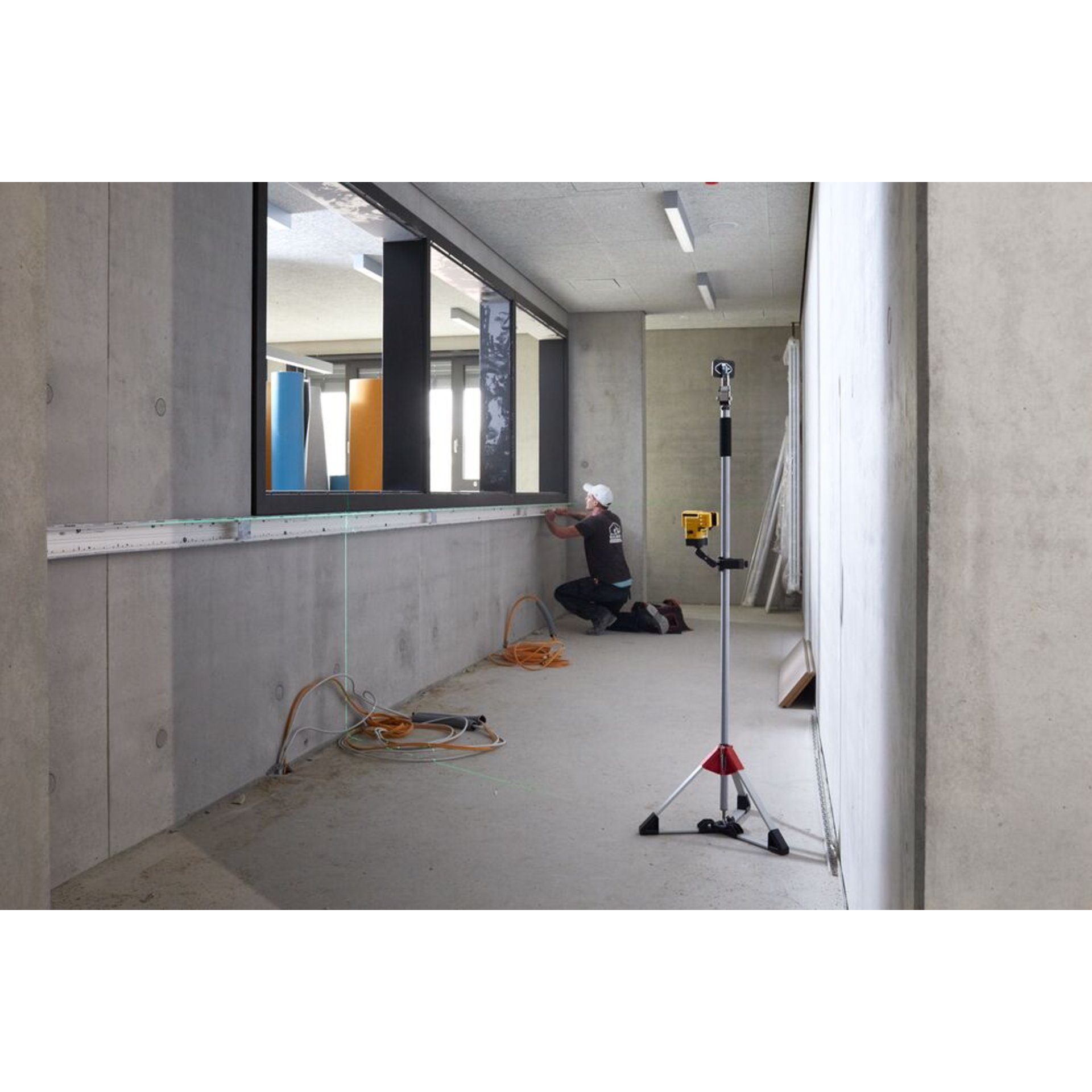 Innenarchitektur, Person, Hut, Fußboden, Stativ