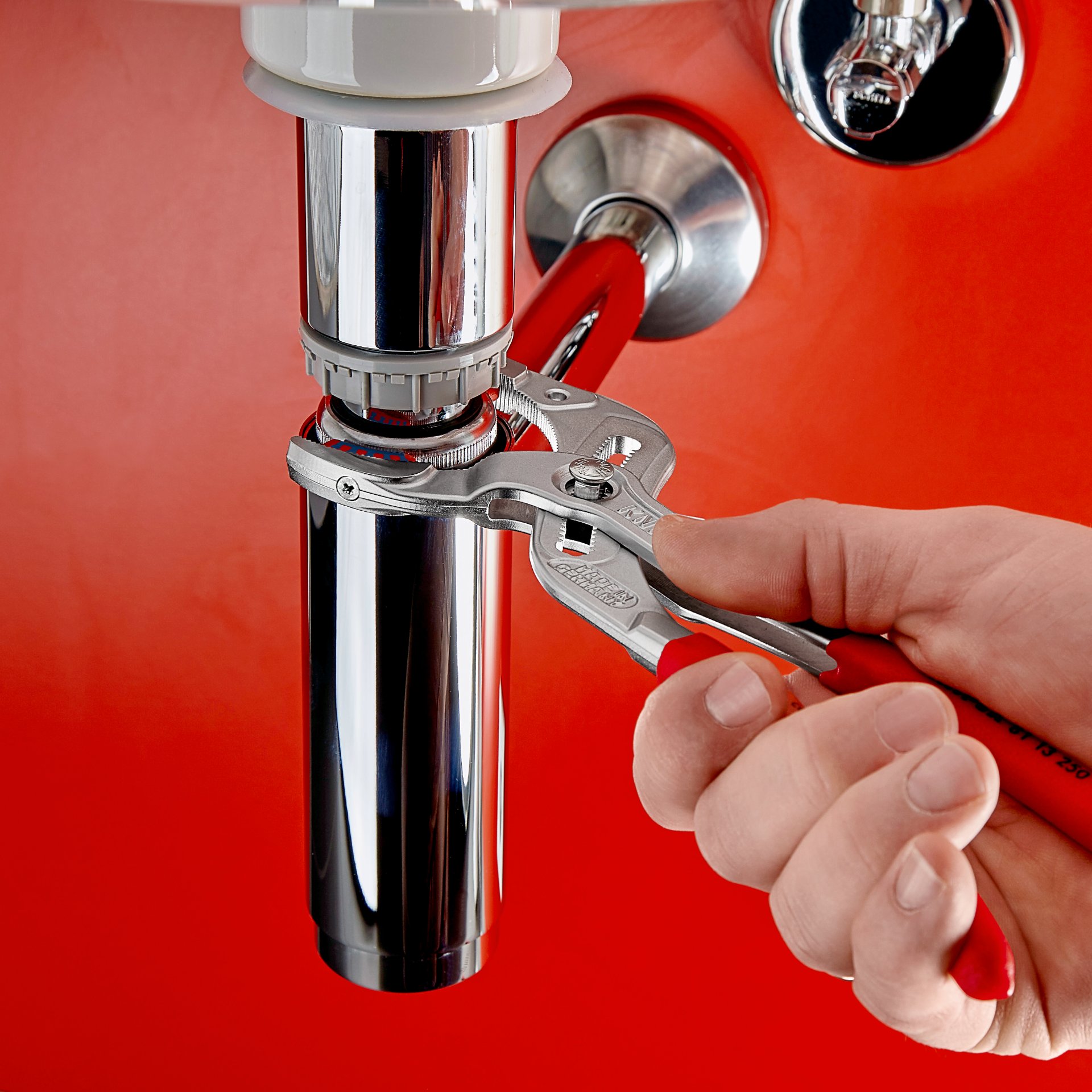 Person, Klempnerarbeiten